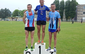 J.P. Chapelière 3éme master du 5000m régional